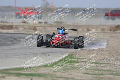 media/Oct-25-2025-CalClub SCCA (Sat) [[34c778dfbe]]/Group 3/Qualifying/